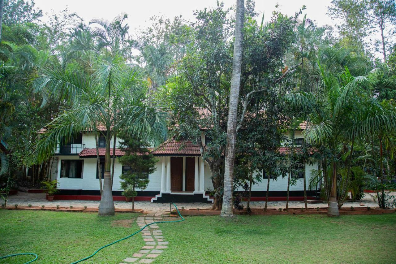Orchid Trails Resort Sultan Bathery Eksteriør billede